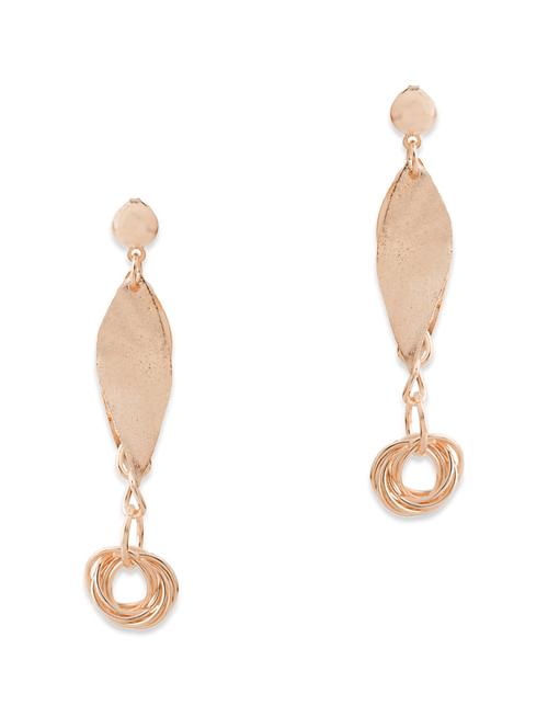 gold metal earring - 11102502 - Very Small Image - 1