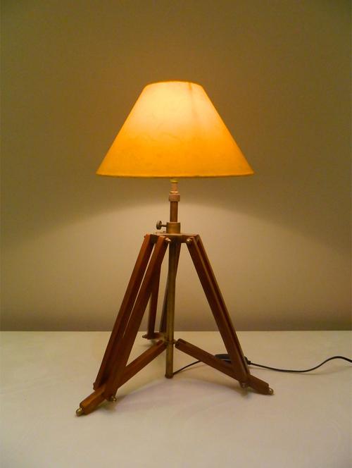 tripod table lamp in mango wood with fabric shade - 11106740 - Very Small Image - 1