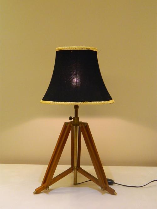 tripod table lamp in mango wood with fabric shade - 11106754 - Very Small Image - 1
