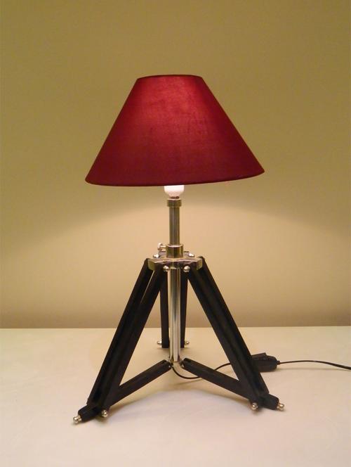 tripod table lamp in mango wood with fabric shade - 11106760 - Very Small Image - 1