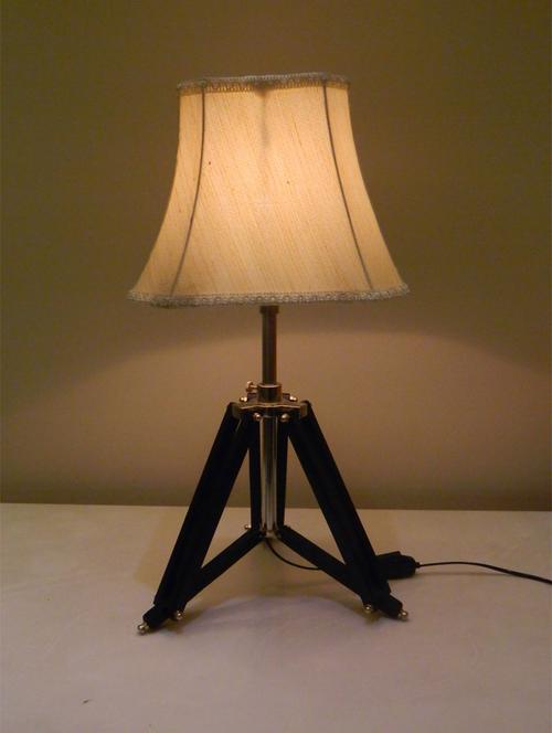 tripod table lamp in mango wood with fabric shade - 11106772 - Very Small Image - 1