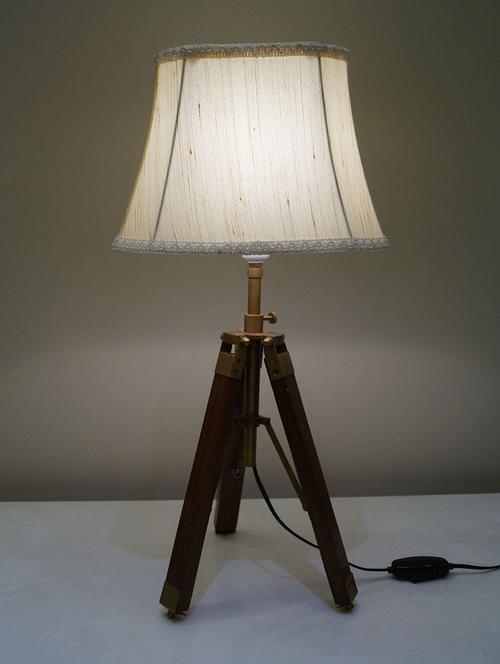 tripod table lamp in mango wood with fabric shade - 11106807 - Very Small Image - 1