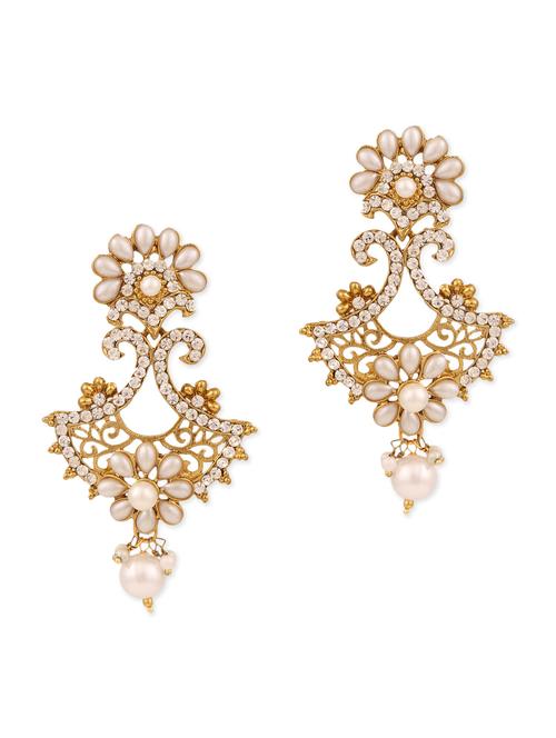 golden metal chandelier earrings - 11113499 - Very Small Image - 1