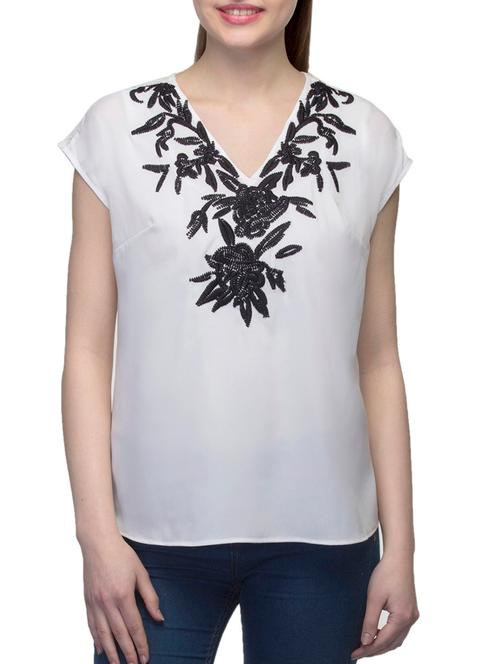 white crepe regular top - 11134689 - Very Small Image - 1