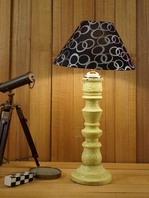 vintage yellow mango wood table lamp with 10" pyramid shade - 11191992 - Very Small Image - 1