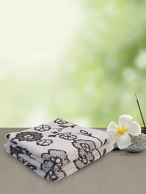 white cotton bath towel - 11276636 - Very Small Image - 1