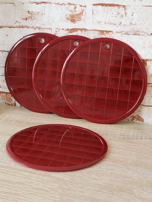 maroon plastic placemats set of 4 - 1129632 - Very Small Image - 1