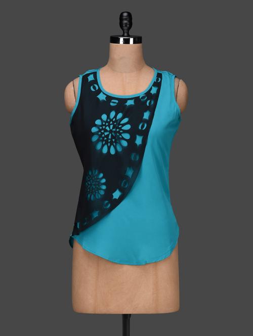 round neck overlapping cut work top - 1131946 - Very Small Image - 1