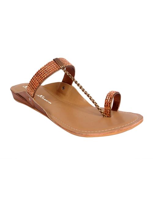 gold embellished faux leather kolhapuris - 11374279 - Very Small Image - 1