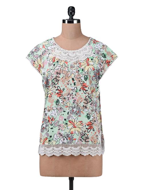 arty printed lace border floral top - 1142133 - Very Small Image - 1