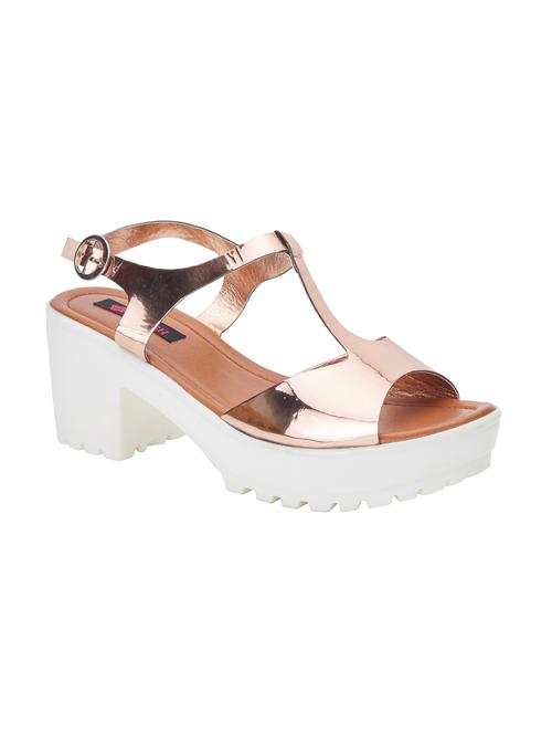 gold leatherette sandals - 11439469 - Very Small Image - 1