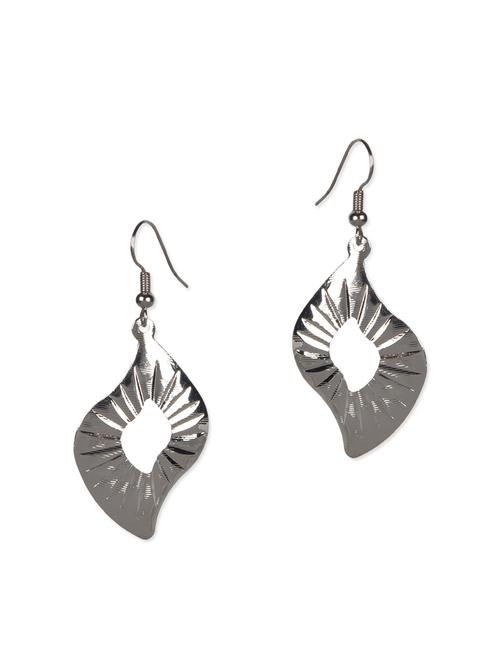 cut work etched silver earrings - 1144055 - Very Small Image - 1