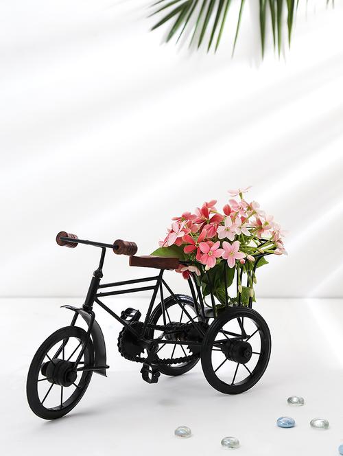 carnival d?cor multiple use rickshaw  - 11594354 - Very Small Image - 1