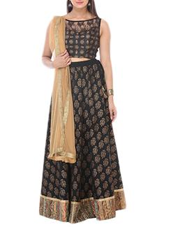 Black silk flared lehenga - 11718194 - Very Small Image - 1