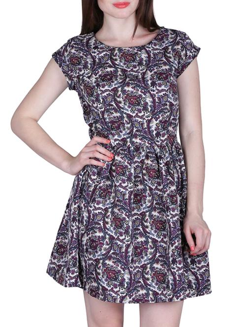 red printed chiffon dress - 11911158 - Very Small Image - 1