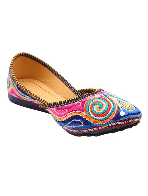 multi colored leather jutis - 11937752 - Very Small Image - 1