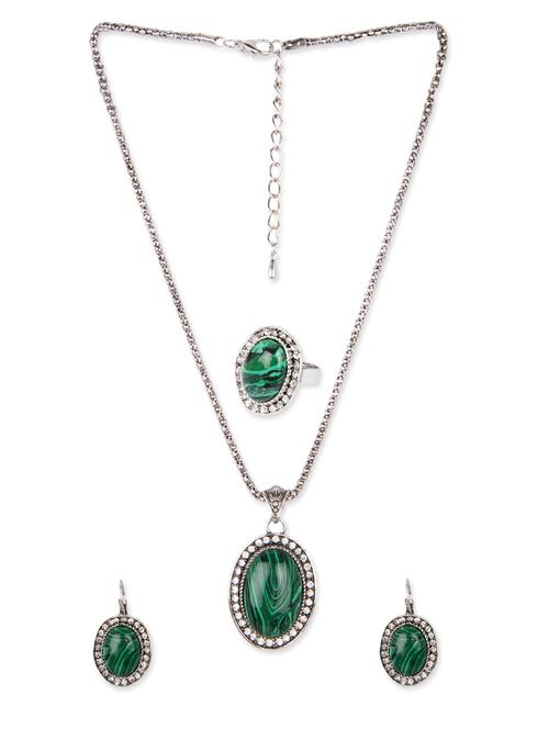 Diva Walk green alloy short necklace - 12109271 - Very Small Image - 1