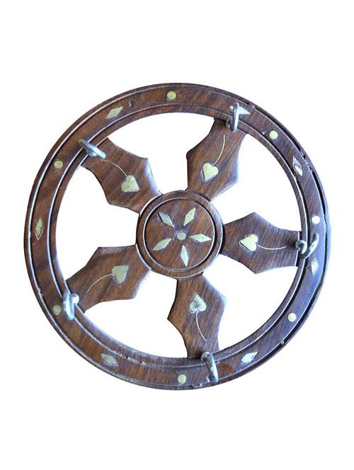 desi karigar brown wooden wheel shaped key holder - 12170208 - Very Small Image - 1