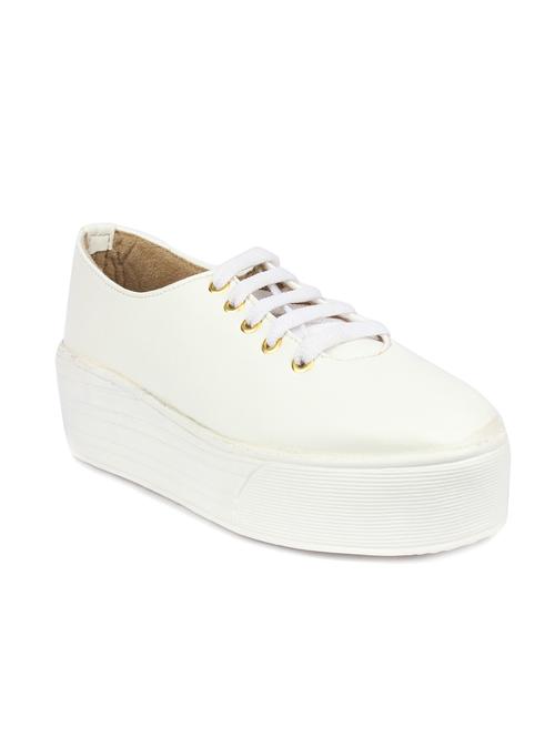 white lace up sneaker - 12496101 - Very Small Image - 1
