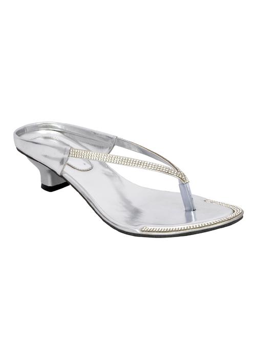 silver patent leather toe separator sandals - 12565268 - Very Small Image - 1