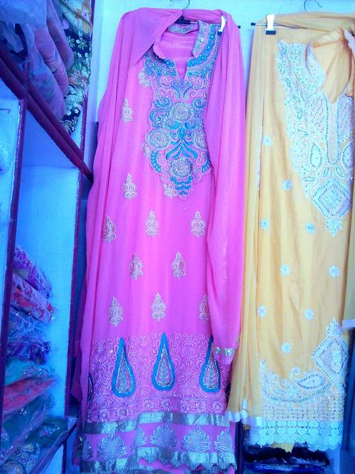 long shut - 1264625 - Very Small Image - 1