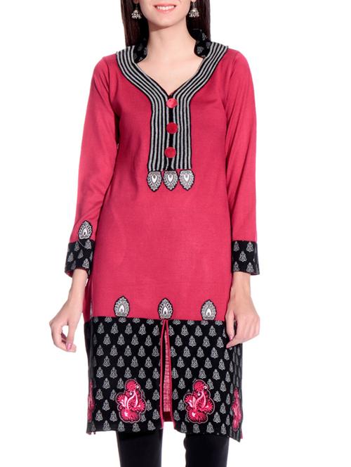 appliqued pink woolen kurta - 1276338 - Very Small Image - 1