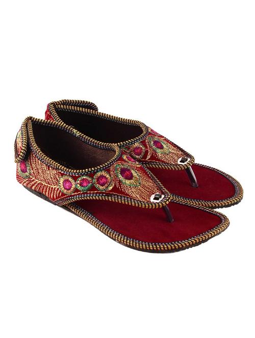 red ethnic sandals - 12819414 - Very Small Image - 1