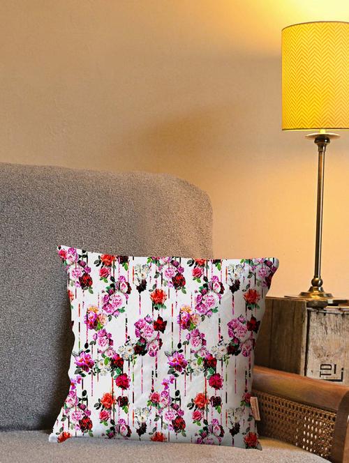 la verve digital printed canvas cushion cover - 12820343 - Very Small Image - 1