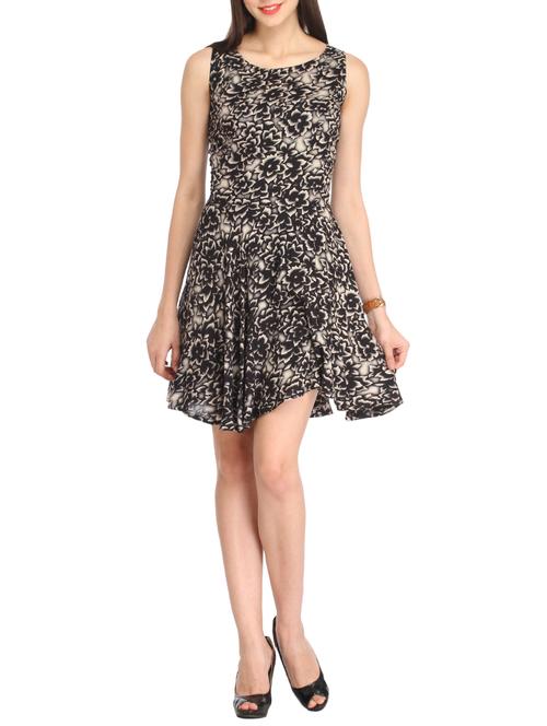 round neck floral flared dress - 12943018 - Very Small Image - 1