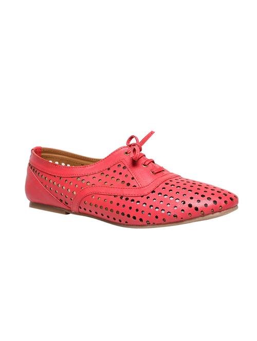 red leatherette laceup casual shoes - 12954747 - Very Small Image - 1