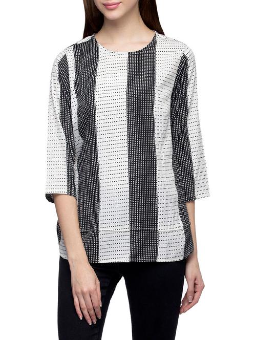 black printed regular top - 12970593 - Very Small Image - 1