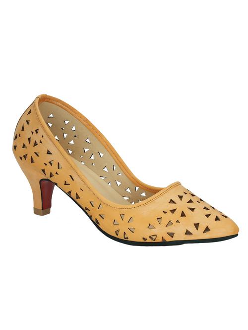 beige leatherette slip on pumps - 12973520 - Very Small Image - 1
