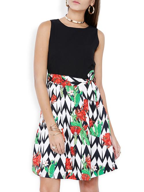 black printed dress - 13053757 - Very Small Image - 1