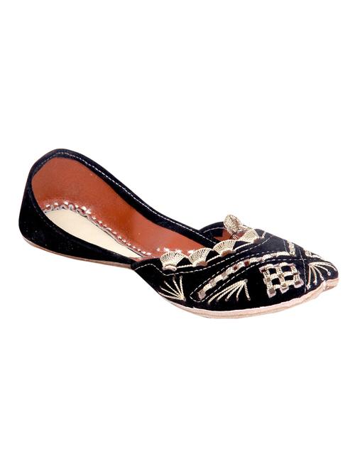 black slip on jutis - 13068416 - Very Small Image - 1