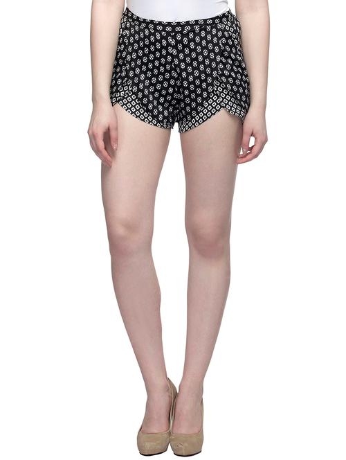 black regular short - 13435467 - Very Small Image - 1