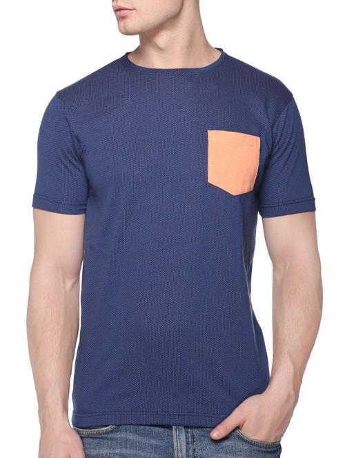 blue cotton pocket t-shirt - 13838490 - Very Small Image - 1