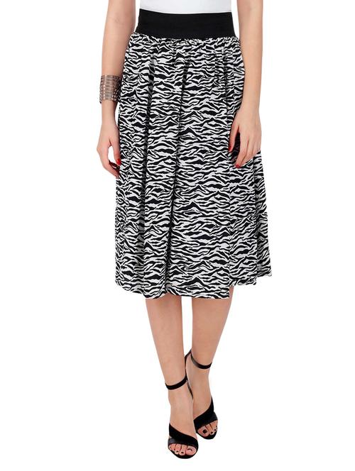 black printed crepe flared skirt - 13950424 - Very Small Image - 1