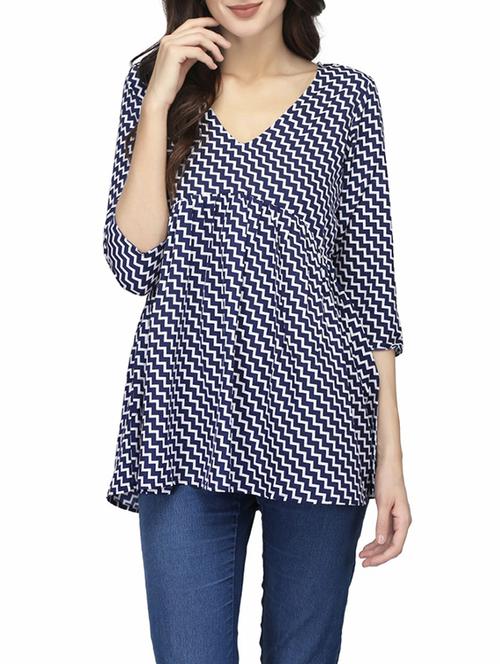 v-neck gathered chevron top - 13983196 - Very Small Image - 1