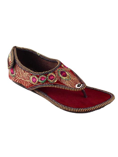 red fabric ethnic sandals - 14127616 - Very Small Image - 1
