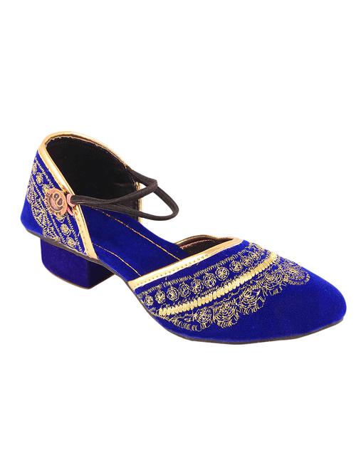 blue fabric ethnic sandals - 14127633 - Very Small Image - 1