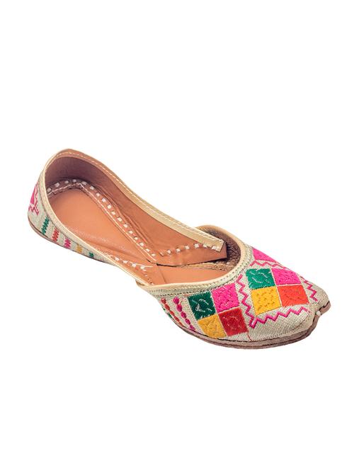 multi colored leather jutis - 14136090 - Very Small Image - 1