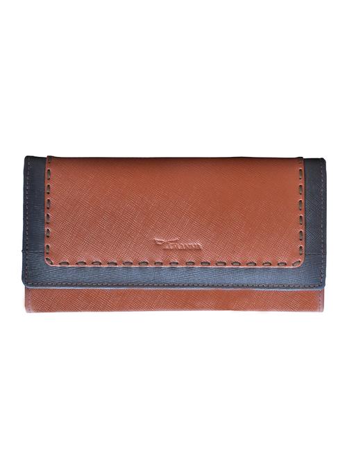 tan leather regular clutch - 14179225 - Very Small Image - 1