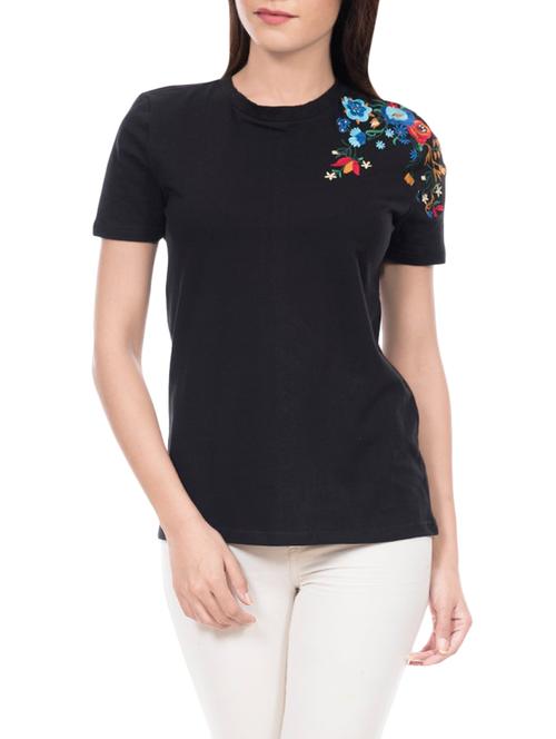 women's placement print round neck t-shirt - 14212807 - Very Small Image - 1