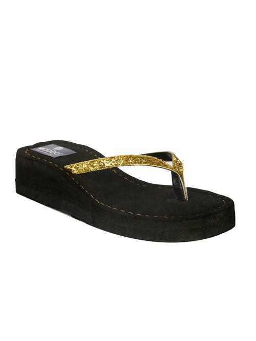 gold faux leather  flip flops - 14351712 - Very Small Image - 1