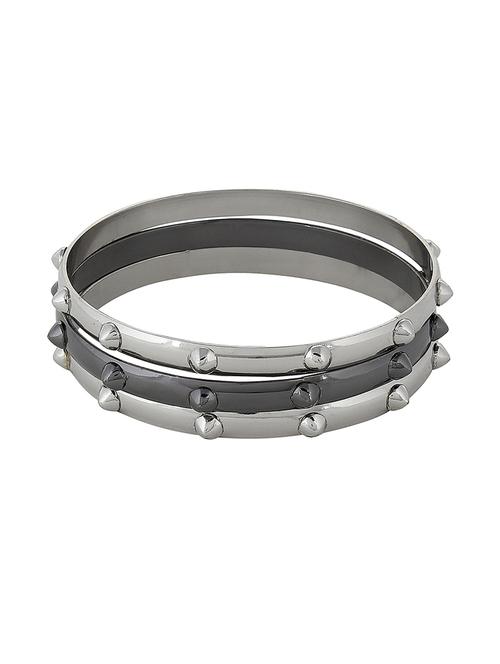 grey metal bracelet - 14378266 - Very Small Image - 1