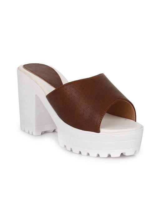 brown platforms sandal - 14420944 - Very Small Image - 1