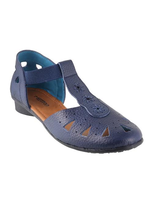 blue closed back sandal - 14422986 - Very Small Image - 1