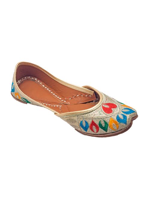 multi colored slip on jutis - 14478557 - Very Small Image - 1