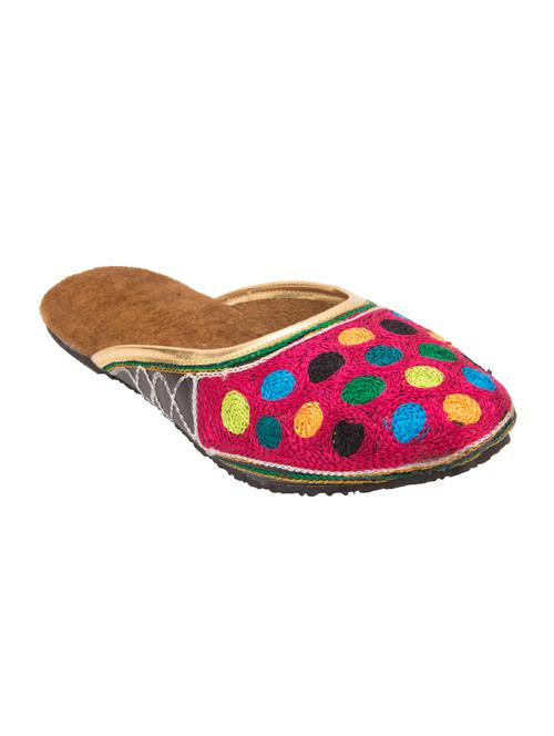 multi colored slip on jutis - 14480345 - Very Small Image - 1