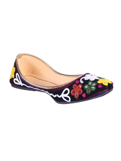 black slip on jutis - 14480346 - Very Small Image - 1